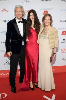 Cord Troebst, Ella Nussbaum (Tochter von Jack White) und Andrea Sixt beim 50. Deutschen Filmball 2026 im Hotel Bayerischer Hof. München, 24.01.2026