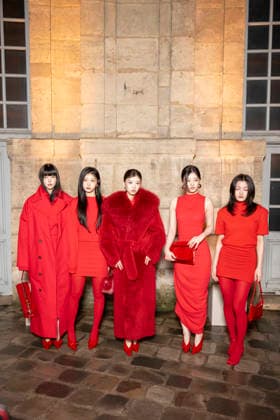 PFW Jacquemus photocall EB Yunah, Wonhee, Moka, Minju and Iroha attend the Jacquemus Menswear Fall Winter 2026-2027 show as part of Paris Fashion Week on January 25, 2026 in Paris, France. Photo by Eliot Blondet ABACAPRESS.COM Paris France France  Copyright: xBlondetxEliot ABACAx