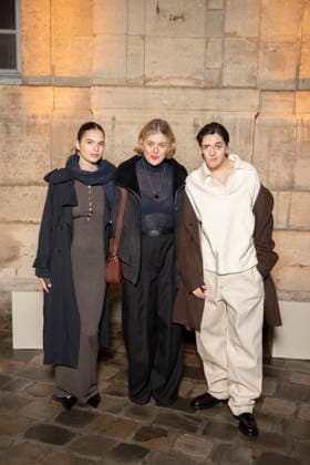 PFW Jacquemus photocall EB Rebecca Elkaim, Valerie Donzelli and Gabriel Donzelliattends the Jacquemus Menswear Fall Winter 2026-2027 show as part of Paris Fashion Week on January 25, 2026 in Paris, France. Photo by Eliot Blondet ABACAPRESS.COM Paris France France  Copyright: xBlondetxEliot ABACAx