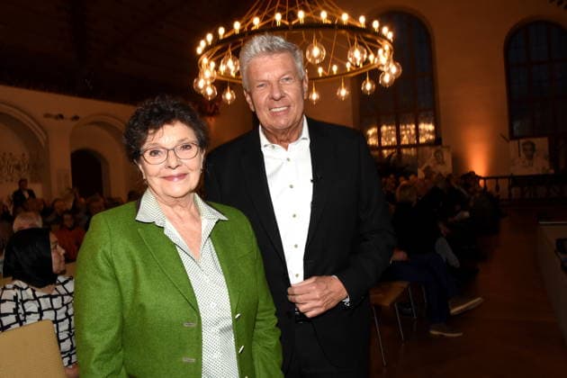 Monika Baumgartner Schauspielerin Dieter Reiter Oberbuergermeister Muenchen 25.01.2025 Herz fuer Herz Empfang der Stadt Muenchen im Alten Rathaus fuer Menschen nach Herztransplantation laedt das LMU Klinikum Foto Muenchen