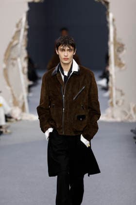 Défilé Sacai Collection Homme Prêt à Porter Automne Hiver 2026 2027 lors de la Fashion Week de Paris, le 25 janvier 2026 Sacai Fashion Show Men Ready to Wear Fall Winter 2026 2027 Collection , during Paris Fashion Week on january 25th 2026 Paris France  Copyright: xAgencex xBestimagexAgencex xBestimagex