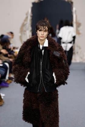 Défilé Sacai Collection Homme Prêt à Porter Automne Hiver 2026 2027 lors de la Fashion Week de Paris, le 25 janvier 2026 Sacai Fashion Show Men Ready to Wear Fall Winter 2026 2027 Collection , during Paris Fashion Week on january 25th 2026 Paris France  Copyright: xAgencex xBestimagexAgencex xBestimagex