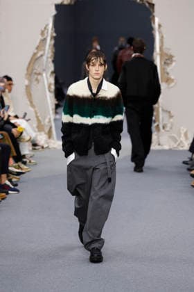 Défilé Sacai Collection Homme Prêt à Porter Automne Hiver 2026 2027 lors de la Fashion Week de Paris, le 25 janvier 2026 Sacai Fashion Show Men Ready to Wear Fall Winter 2026 2027 Collection , during Paris Fashion Week on january 25th 2026 Paris France  Copyright: xAgencex xBestimagexAgencex xBestimagex