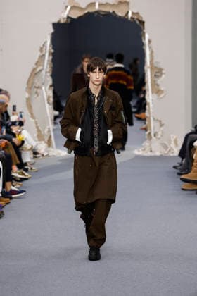 Défilé Sacai Collection Homme Prêt à Porter Automne Hiver 2026 2027 lors de la Fashion Week de Paris, le 25 janvier 2026 Sacai Fashion Show Men Ready to Wear Fall Winter 2026 2027 Collection , during Paris Fashion Week on january 25th 2026 Paris France  Copyright: xAgencex xBestimagexAgencex xBestimagex