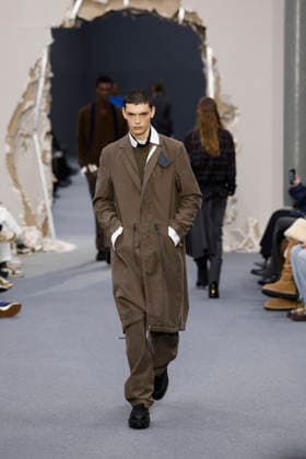 Défilé Sacai Collection Homme Prêt à Porter Automne Hiver 2026 2027 lors de la Fashion Week de Paris, le 25 janvier 2026 Sacai Fashion Show Men Ready to Wear Fall Winter 2026 2027 Collection , during Paris Fashion Week on january 25th 2026 Paris France  Copyright: xAgencex xBestimagexAgencex xBestimagex