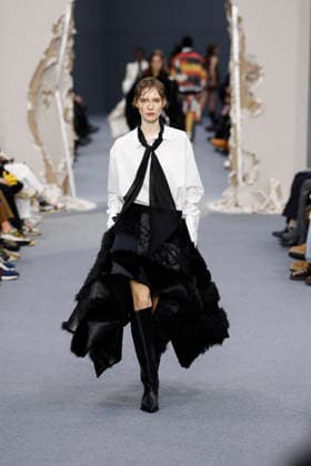 Défilé Sacai Collection Homme Prêt à Porter Automne Hiver 2026 2027 lors de la Fashion Week de Paris, le 25 janvier 2026 Sacai Fashion Show Men Ready to Wear Fall Winter 2026 2027 Collection , during Paris Fashion Week on january 25th 2026 Paris France  Copyright: xAgencex xBestimagexAgencex xBestimagex