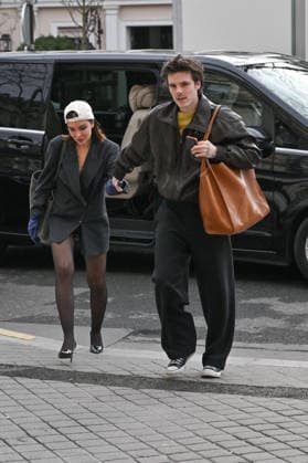 PFW Haute Couture Cruz Beckham Out Of Hotel Cruz Beckham and Jackie Apostel are seen out of hotel during Paris Fashion Week Haute Couture in Paris, France on January 26, 2026. Photo by Julien Reynaud APS-Medias ABACAPRESS.COM Paris France  Copyright: xReynaudxJulien APS-Medias ABACAx