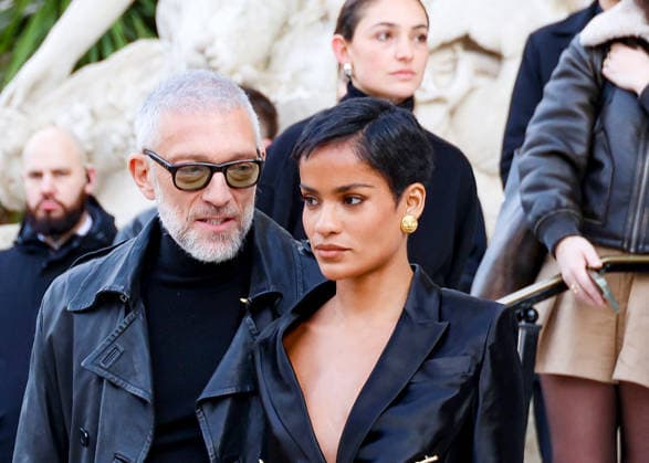 Vincent Cassel et sa compagne Narah Baptista Celebrity arrivals at the Schiaparelli Collection Haute Couture Printemps Eté 2026 show as part of Paris Fashion Week PFW , au Petit Palais à Paris, France, le 26 janvier 2026 Denis Guignebourg Bestimage Arrivals Schiaparelli Haute Couture Week Spring Summer 2026 show as part of Paris Fashion Week on January 26, 2026 in Paris, France Paris France  Copyright: xDenisxGuignebourgx xBestimagexDenisxGuignebourgx xBestimagex