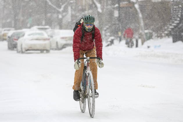 January 26, 2026, Montreal, Quebec, Canada: Heavy snowfall and extreme cold disrupted daily life in Montreal. As schools were closed and thousands were left without power, temperatures dropped to Ã¢ËÜ™13Ã‚Â°C with a wind chill of Ã¢ËÜ™20Ã‚Â°C on Monday, forcing multiple flight cancellations and delays at Trudeau Airport. Montreal Canada - ZUMAs278 20260126_zip_s278_003 Copyright: xSerkanxSenturkx