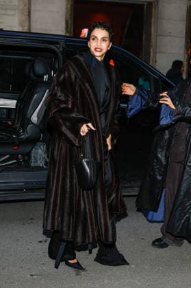 Farida Khelfa Victoria Beckham, accompanied by her family, arrives at the Ministry of Culture to be elevated to the rank of Knight of the Order of Arts and Letters in Paris, France, on January 26, 2026 Cyril Moreau Bestimage Victoria Beckham, accompanied by her family, arrives at the Ministry of Culture to be elevated to the rank of Knight of the Order of Arts and Letters in Paris, France, on January 26, 2026 Paris France Copyright: xCYRILxMOREAUx xBESTIMAGExCYRILxMOREAUx xBESTIMAGEx