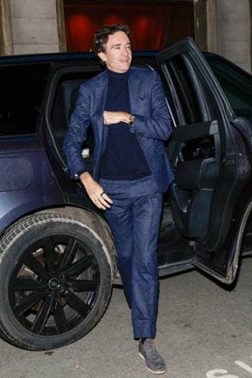 Antoine Arnault Victoria Beckham, accompanied by her family, arrives at the Ministry of Culture to be elevated to the rank of Knight of the Order of Arts and Letters in Paris, France, on January 26, 2026 Cyril Moreau Bestimage Victoria Beckham, accompanied by her family, arrives at the Ministry of Culture to be elevated to the rank of Knight of the Order of Arts and Letters in Paris, France, on January 26, 2026 Paris France Copyright: xCYRILxMOREAUx xBESTIMAGExCYRILxMOREAUx xBESTIMAGEx