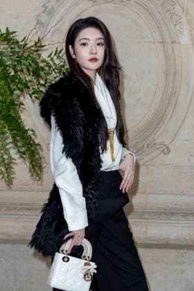 Wang Yuwen Photocall du défilé Dior Collection Haute Couture Printemps Eté 2026 lors de la Fashion Week de Paris PFW , au musée Rodin, à Paris, France, le 26 janvier 2026 Olivier Borde Bestimage Photocall Dior Spring Summer 2026 Haute Couture Collection show during Paris Fashion Week PFW , at the Rodin Museum, in Paris, France, on January 26, 2026 Paris France  Copyright: xOLIVIERxBORDEx xBESTIMAGExOLIVIERxBORDEx xBESTIMAGEx