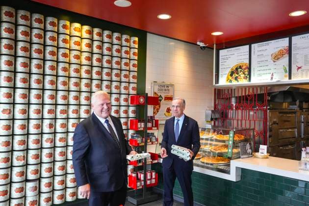January 26, 2026, Toronto, On, CANADA: Prime Minister Mark Carney and Ontario Premier Doug Ford order pizza at a local franchise after their meeting on Monday January 26, 2026. Toronto CANADA  - ZUMAc35_ 20260126_zaf_c35_067 Copyright: xChrisxYoungx