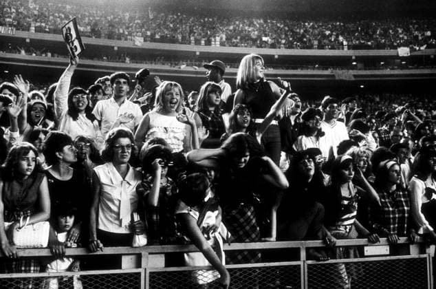 RECORD DATE NOT STATED RECORD DATE NOT STATED Beatles Fans enjoying concert at Shea Stadium, August 15, 1965 EDITORIAL USE ONLY  Copyright: x