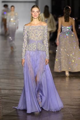 PFW - Tony Ward Runway Models walk the runway during the Tony Ward Haute Couture Week Spring Summer 2026 show as part of Paris Fashion Week on January 26, 2026 in Paris, France. Photo by Laurent Zabulon ABACAPRESS.COM Paris France  Copyright: xZabulonxLaurent ABACAx