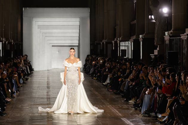 PFW - Tony Ward Runway Models walk the runway during the Tony Ward Haute Couture Week Spring Summer 2026 show as part of Paris Fashion Week on January 26, 2026 in Paris, France. Photo by Laurent Zabulon ABACAPRESS.COM Paris France  Copyright: xZabulonxLaurent ABACAx
