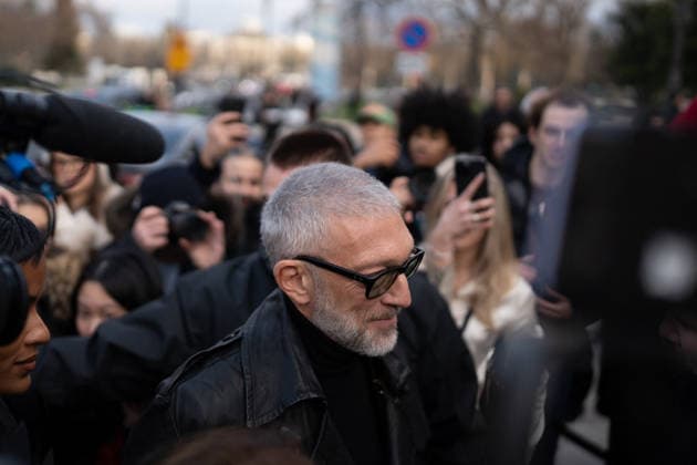 PFW - Schiaparelli Outside Vincent Cassel attends the Schiaparelli Haute Couture Week Spring Summer 2026 show as part of Paris Fashion Week on January 26, 2026 in Paris, France . Photo by LounisPhotography ABACAPRESS.COM Paris France  Copyright: xLounisPhotography ABACAx