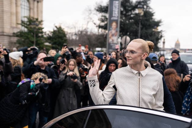 PFW - Schiaparelli Outside Alex Consani attends the Schiaparelli Haute Couture Week Spring Summer 2026 show as part of Paris Fashion Week on January 26, 2026 in Paris, France . Photo by LounisPhotography ABACAPRESS.COM Paris France  Copyright: xLounisPhotography ABACAx
