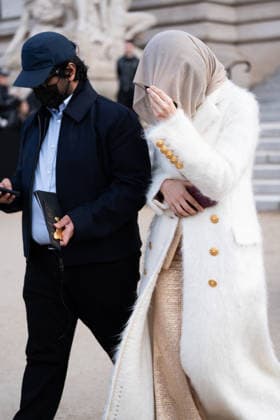 Schiaparelli - Outside Arrivals - Paris Fashion Week - Haute Couture Week Spring Summer 2026 Who ever they are attends the Schiaparelli Haute Couture Week Spring Summer 2026 show as part of Paris Fashion Week on January 26, 2026 in Paris, France, Credit:Lounis Tiar Avalon France, Paris  Copyright: xLounisxTiarx xAvalonx 1069630769