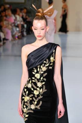 PFW - Haute Couture - Tamara Ralph Runway A model walks the runway during the Tamara Ralph Haute Couture Week Spring Summer 2026 show as part of Paris Fashion Week on January 26, 2026 in Paris, France. Photo by Shootpix ABACAPRESS.COM Paris France  Copyright: xShootPix ABACAx