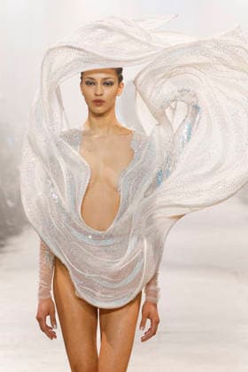 Rahul Mishra Womens Ready to Wear Spring Summer 2026 Fashion Show during Paris Fashion Week PFW on January 26, 2026 Rahul Mishra Womens Ready to Wear Spring Summer 2026 Fashion Show during Paris Fashion Week PFW on January 26, 2026 Paris France  Copyright: xAgencex xBestimagexAgencex xBestimagex