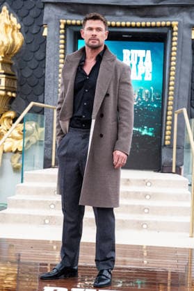 Chris Hemsworth in Madrid, Spain - 27 Jan 2026 Actor Chris Hemsworth attends the Ruta de Escape (Crime 101) photocall at the Metropolis Club. Madrid Spain Copyright: xAtilanoxGarciax xSOPAxImagesx photos03300