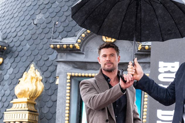 Chris Hemsworth in Madrid, Spain - 27 Jan 2026 Actor Chris Hemsworth attends the Ruta de Escape (Crime 101) photocall at the Metropolis Club. Madrid Spain Copyright: xAtilanoxGarciax xSOPAxImagesx photos03325