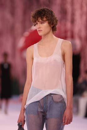 DeÌfileÌ Chanel Haute Couture printemps-eÌteÌ 2026 Model on the runway DeÌfileÌ Chanel Haute Couture printemps-eÌteÌ 2026 au Grand Palais Ã Paris le 27 janvier 2026. Chanel Haute Couture Spring Summer 2026 fashion show at the Grand Palais in Paris on January 27, 2026.  Copyright: xFabricexChasseryx