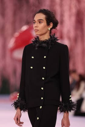 DeÌfileÌ Chanel Haute Couture printemps-eÌteÌ 2026 Model on the runway DeÌfileÌ Chanel Haute Couture printemps-eÌteÌ 2026 au Grand Palais Ã Paris le 27 janvier 2026. Chanel Haute Couture Spring Summer 2026 fashion show at the Grand Palais in Paris on January 27, 2026.  Copyright: xFabricexChasseryx