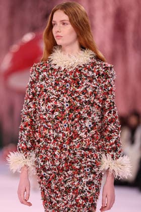 DeÌfileÌ Chanel Haute Couture printemps-eÌteÌ 2026 Model on the runway DeÌfileÌ Chanel Haute Couture printemps-eÌteÌ 2026 au Grand Palais Ã Paris le 27 janvier 2026. Chanel Haute Couture Spring Summer 2026 fashion show at the Grand Palais in Paris on January 27, 2026.  Copyright: xFabricexChasseryx