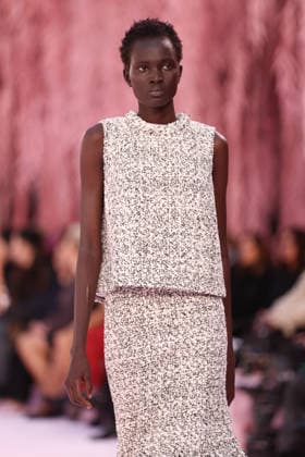 DeÌfileÌ Chanel Haute Couture printemps-eÌteÌ 2026 Model on the runway DeÌfileÌ Chanel Haute Couture printemps-eÌteÌ 2026 au Grand Palais Ã Paris le 27 janvier 2026. Chanel Haute Couture Spring Summer 2026 fashion show at the Grand Palais in Paris on January 27, 2026.  Copyright: xFabricexChasseryx