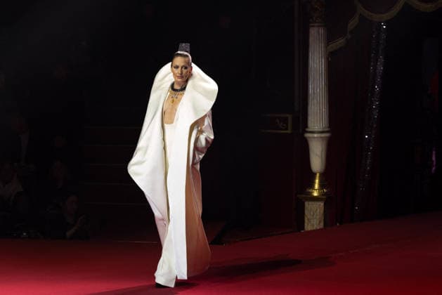 PFW - Nieves Alvarez Walks For Stephane Rolland Nieves Alvarez walks the runway during the Stéphane Rolland Haute Couture Week Spring Summer 2026 show as part of Paris Fashion Week on January 27, 2026 in Paris, France. Photo by Alexis Jumeau ABACAPRESS.COM Paris France  Copyright: xJumeauxAlexis ABACAx