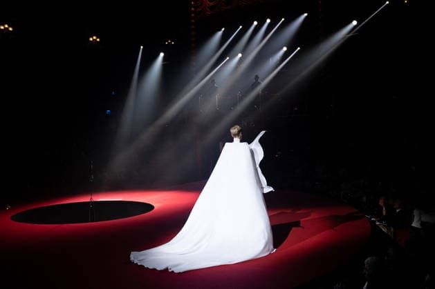 PFW - Adriana Karembeu Walks For Stephane Rolland Adriana Karembeu walks the runway during the Stéphane Rolland Haute Couture Week Spring Summer 2026 show as part of Paris Fashion Week on January 27, 2026 in Paris, France. Photo by Alexis Jumeau ABACAPRESS.COM Paris France  Copyright: xJumeauxAlexis ABACAx