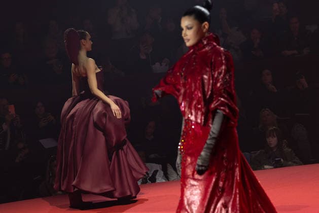 PFW - Stephane Rolland Runway A model walks the runway during the Stéphane Rolland Haute Couture Week Spring Summer 2026 show as part of Paris Fashion Week on January 27, 2026 in Paris, France. Photo by Alexis Jumeau ABACAPRESS.COM Paris France  Copyright: xJumeauxAlexis ABACAx