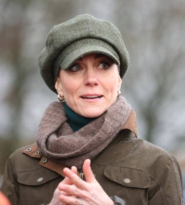 . 27 01 2026. Peak District, United Kingdom. Kate Middleton, the Princess of Wales, during a walk with the charity Mind Over Mountains , in the Peak District.,United Kingdom.  xPoolx xi-Imagesx IIM-26528-0042