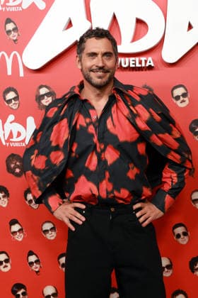Premiere of the film Aída y vuelta Paco León during the premiere of the film Aída y vuelta at Cines Callao, on January 27, 2026, in Madrid Spain Aída y vuelta , the feature film, deals with the shooting of a chapter of the series with plots that take place both within the fiction with the characters of Aída , and outside of it with the actors themselves and their relationships, going beyond and giving rise to reflect on issues such as the limits of humor, the work of the comedian and fame CINEMA PREMIERE PHOTOCALL José Madrid Madrid Spain  Copyright: xJosÃ xRuizx 7248515