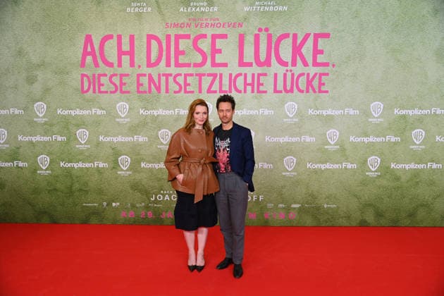 Karoline HERFURTH (Schauspielerin), Tom SCHILLING (Schauspieler), Weltpremiere ACH.DIESE LUECKE-DIESE ENTSETZLICHE LUECKE am 27.01.20226 im Mathaeser Kino in Muenchen.