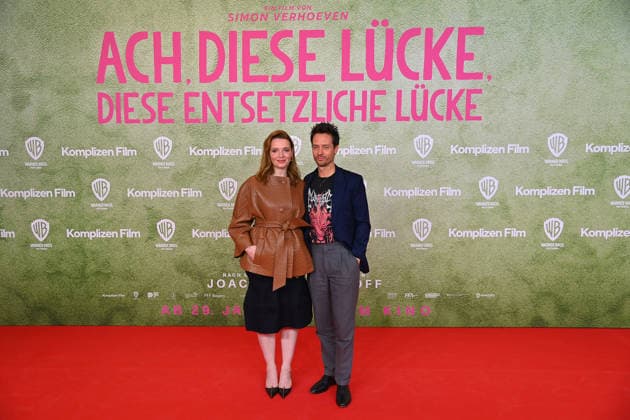 Karoline HERFURTH (Schauspielerin), Tom SCHILLING (Schauspieler), Weltpremiere ACH.DIESE LUECKE-DIESE ENTSETZLICHE LUECKE am 27.01.20226 im Mathaeser Kino in Muenchen.