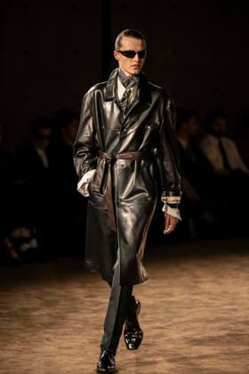 PFW Saint Laurent runway EB A model presents a creation by designer Anthony Vaccarello as part of his Menswear Fall Winter 2026-2027 collection show for fashion house Saint Laurent during Men s Fashion Week in Paris, France, January 27, 2026. Photo by Eliot Blondet ABACAPRESS.COM Paris France France  Copyright: xBlondetxEliot ABACAx
