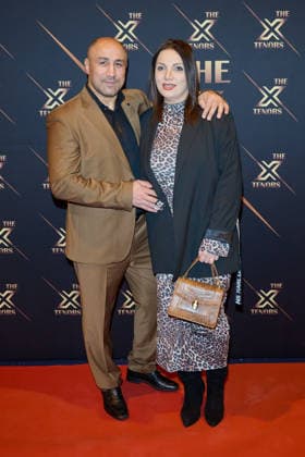 Arthur Abraham mit Ehefrau Lusya Hovhannisyan - THE X TENORS - Show-Premiere im Estrel Showtheater in Berlin am 27.01.2026. THE X TENORS - Show-Premiere