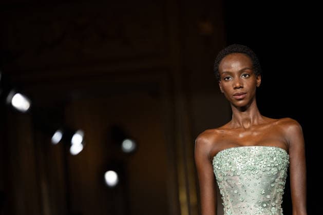 PFW Giorgio Armani Runway - Paris AJ A model presents a creation for Giorgio Armani Prive for Women s Haute Couture Spring Summer 2026 collection fashion show as part of the Paris Haute Couture Fashion Week, in Paris, on January 27, 2026. Photo by Alexis Jumeau ABACAPRESS.COM Paris France  Copyright: xJumeauxAlexis ABACAx