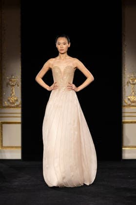 PFW Giorgio Armani Runway - Paris AJ A model presents a creation for Giorgio Armani Prive for Women s Haute Couture Spring Summer 2026 collection fashion show as part of the Paris Haute Couture Fashion Week, in Paris, on January 27, 2026. Photo by Alexis Jumeau ABACAPRESS.COM Paris France  Copyright: xJumeauxAlexis ABACAx