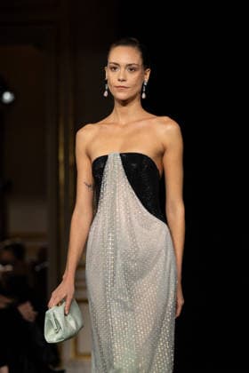 PFW Giorgio Armani Runway - Paris AJ A model presents a creation for Giorgio Armani Prive for Women s Haute Couture Spring Summer 2026 collection fashion show as part of the Paris Haute Couture Fashion Week, in Paris, on January 27, 2026. Photo by Alexis Jumeau ABACAPRESS.COM Paris France  Copyright: xJumeauxAlexis ABACAx