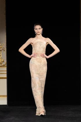 PFW Giorgio Armani Runway - Paris AJ A model presents a creation for Giorgio Armani Prive for Women s Haute Couture Spring Summer 2026 collection fashion show as part of the Paris Haute Couture Fashion Week, in Paris, on January 27, 2026. Photo by Alexis Jumeau ABACAPRESS.COM Paris France  Copyright: xJumeauxAlexis ABACAx