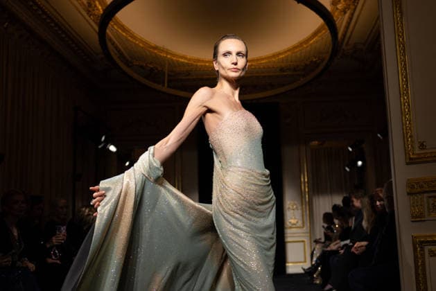 PFW Giorgio Armani Runway - Paris AJ A model presents a creation for Giorgio Armani Prive for Women s Haute Couture Spring Summer 2026 collection fashion show as part of the Paris Haute Couture Fashion Week, in Paris, on January 27, 2026. Photo by Alexis Jumeau ABACAPRESS.COM Paris France  Copyright: xJumeauxAlexis ABACAx