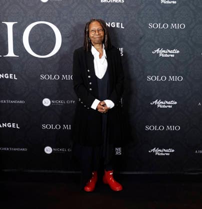 Whoopi Goldberg arrives on the red carpet at the Solo Mio New York premiere at Regal Times Square on Tuesday, January 27, 2026 in New York City.  NYP20260127104 JOHNxANGELILLO