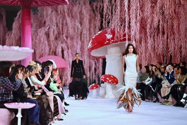 PFW - Chanel Runway Models walk the runway during the Chanel Haute Couture Week Spring Summer 2026 show as part of Paris Fashion Week on January 27, 2026 in Paris, France. Photo by Franck Castel ABACAPRESS.COM Paris France  Copyright: xCastelxFranck ABACAx