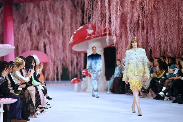PFW - Chanel Runway Models walk the runway during the Chanel Haute Couture Week Spring Summer 2026 show as part of Paris Fashion Week on January 27, 2026 in Paris, France. Photo by Franck Castel ABACAPRESS.COM Paris France  Copyright: xCastelxFranck ABACAx