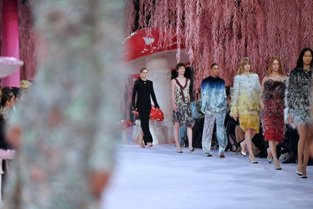 PFW - Chanel Runway Models walk the runway during the Chanel Haute Couture Week Spring Summer 2026 show as part of Paris Fashion Week on January 27, 2026 in Paris, France. Photo by Franck Castel ABACAPRESS.COM Paris France  Copyright: xCastelxFranck ABACAx