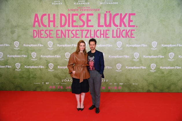 Karoline HERFURTH (Schauspielerin), Tom SCHILLING (Schauspieler), Weltpremiere ACH.DIESE LUECKE-DIESE ENTSETZLICHE LUECKE am 27.01.20226 im Mathaeser Kino in Muenchen.